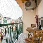 Apartamento 1 Bedroom Lovely In