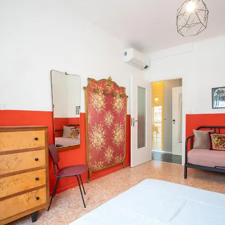 1 Bedroom Lovely In Appartement *